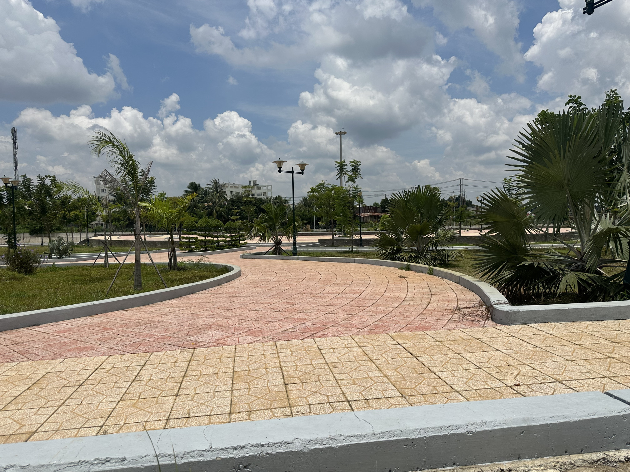 Bán đất 1556.7m² ngang 10m giá 3.9 tỷ Xã Tân Biên