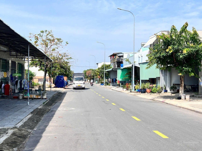 Ngộp giá 1,15Tỷ nhận nền ngay KCN Vsip 2, Xã Tân Bình, Bắc Tân Uyên, sổ riêng.