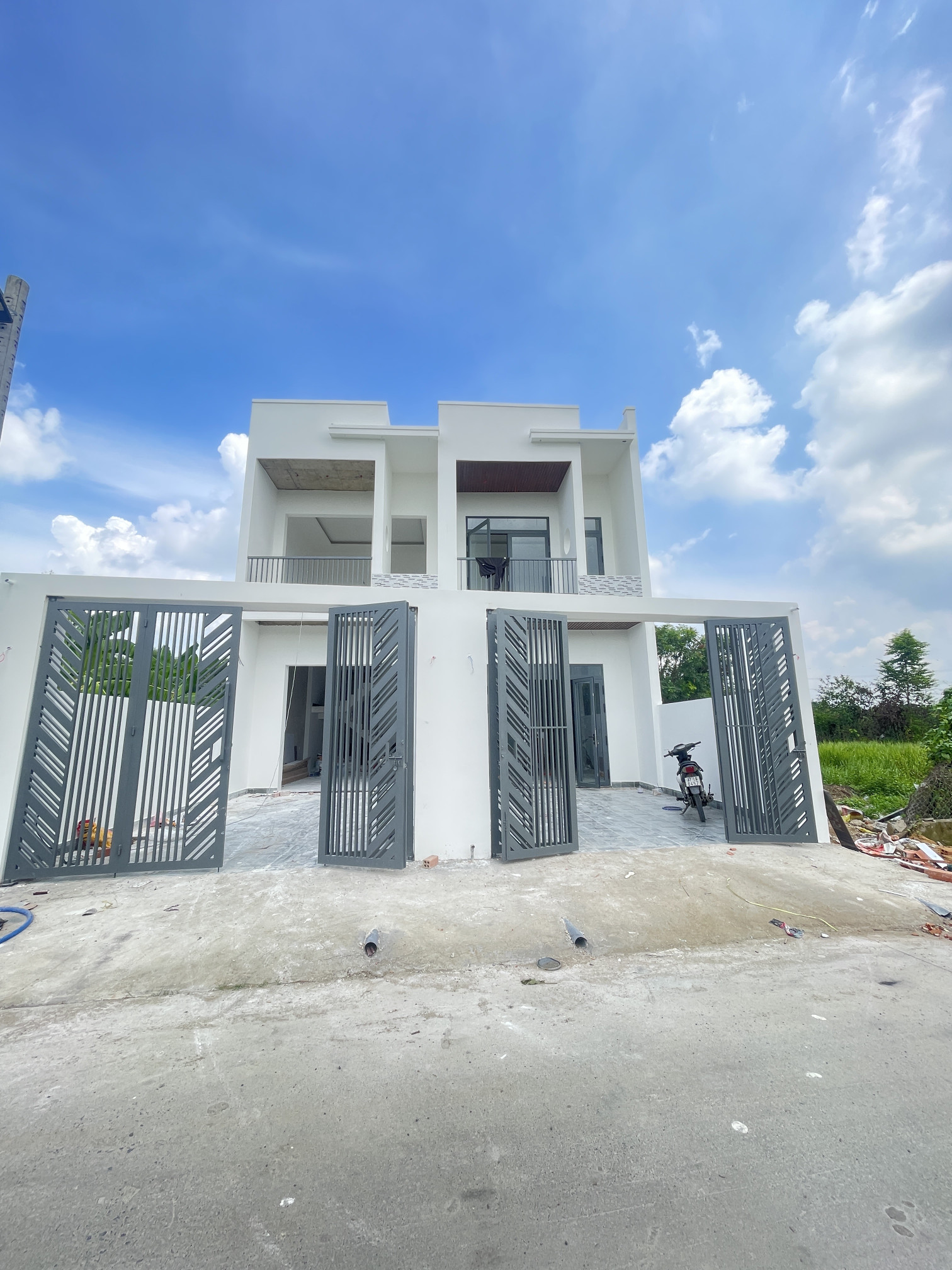 🏡 NHÀ 1 TRỆT 1 LẦU – 3 PHÒNG NGỦ CHỈ 700TR NHẬN NHÀ Ở NGAY