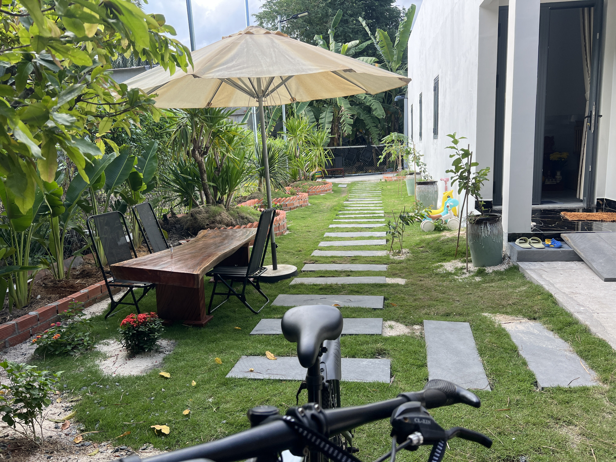Bán đất 555.6m² ngang 8m giá 2.5 tỷ Xã Tân Châu