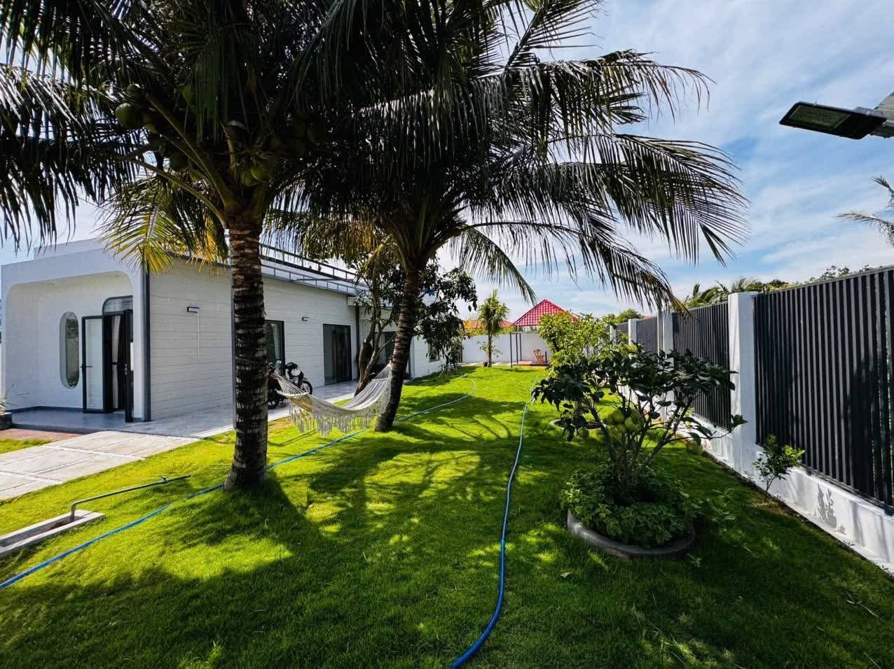 Bán nhà mới sân vườn 520 m2/ 18m x 30m đường xe hơi xã Tân Điền - Tiền Giang (Đồng Tháp) gần biển Tân Thành