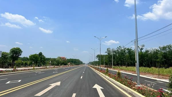 Bán đất 200m² ngang 5m giá 620 triệu Xã Tân Lợi
