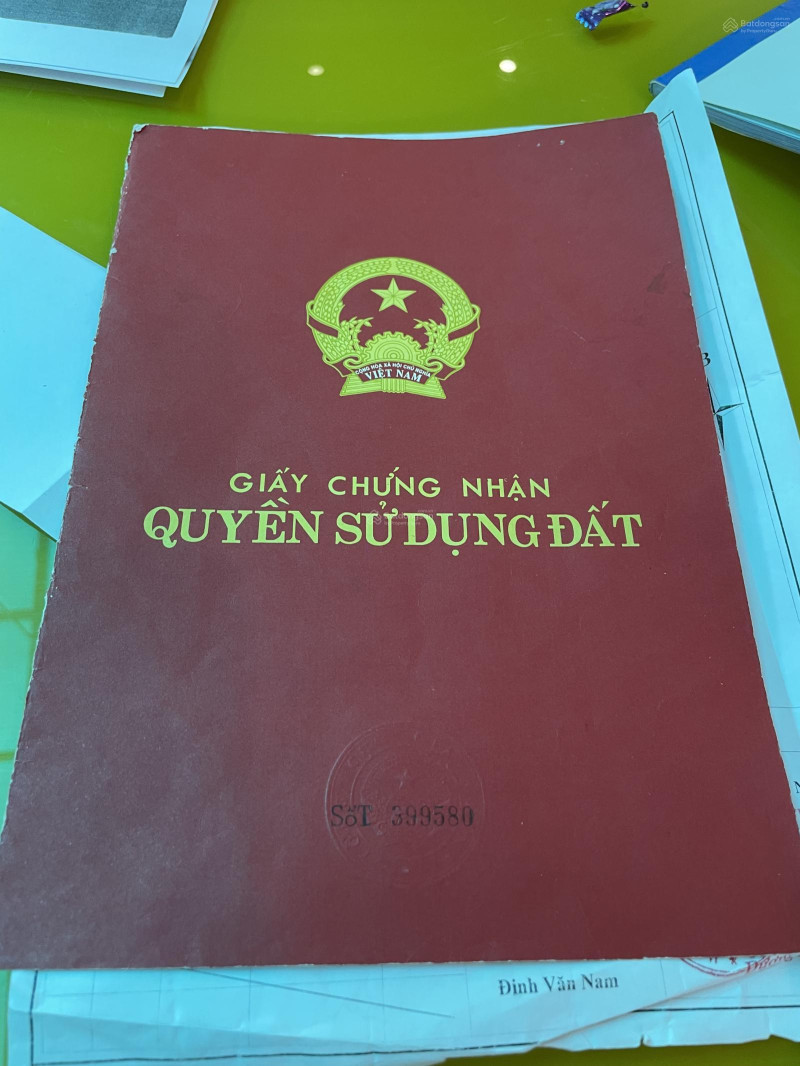 Bán đất tân nghĩa, di linh