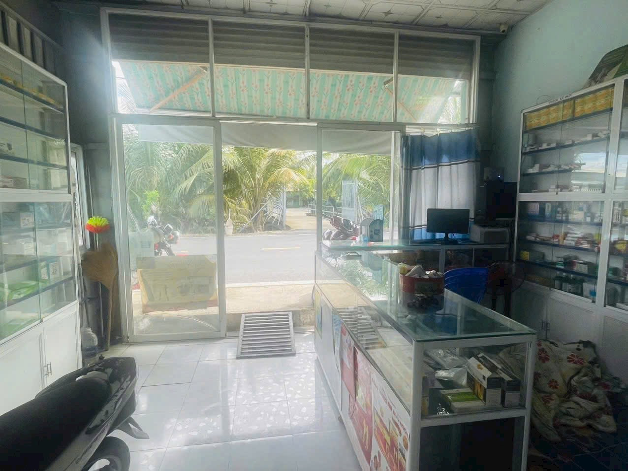 Nhà MT Thế Lữ - Tân Nhựt- TPHCM   Gần 100m2  ( 5 x 20 m) nhà hoàn công, khu dân cư hiện hữu   Khu sầm uất kinh doanh buôn bán   Giá: 5 ty   LH: 0565.999.779