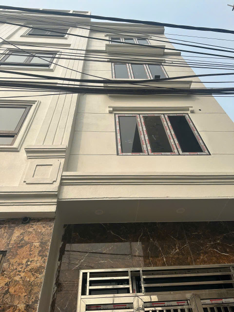 NHỈNH 3 TỶ CÓ NGAY NHÀ ĐẸP 4 TẦNG DT 40m2, 5p RA VÀNH ĐAI 4, ĐL TLong. KV Dân Trí Cao