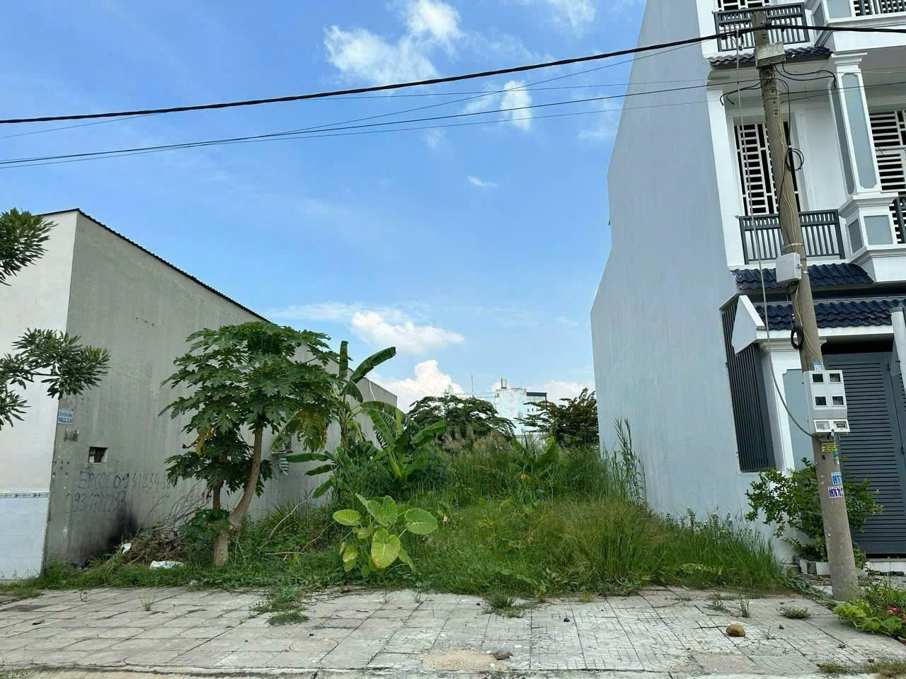 Đường mặt tiền Tân Phú Trung, đường Lê Thị Siêng, Củ Chi, Tphcm dt 5x20m thổ cư 100%, giá 520  triệu