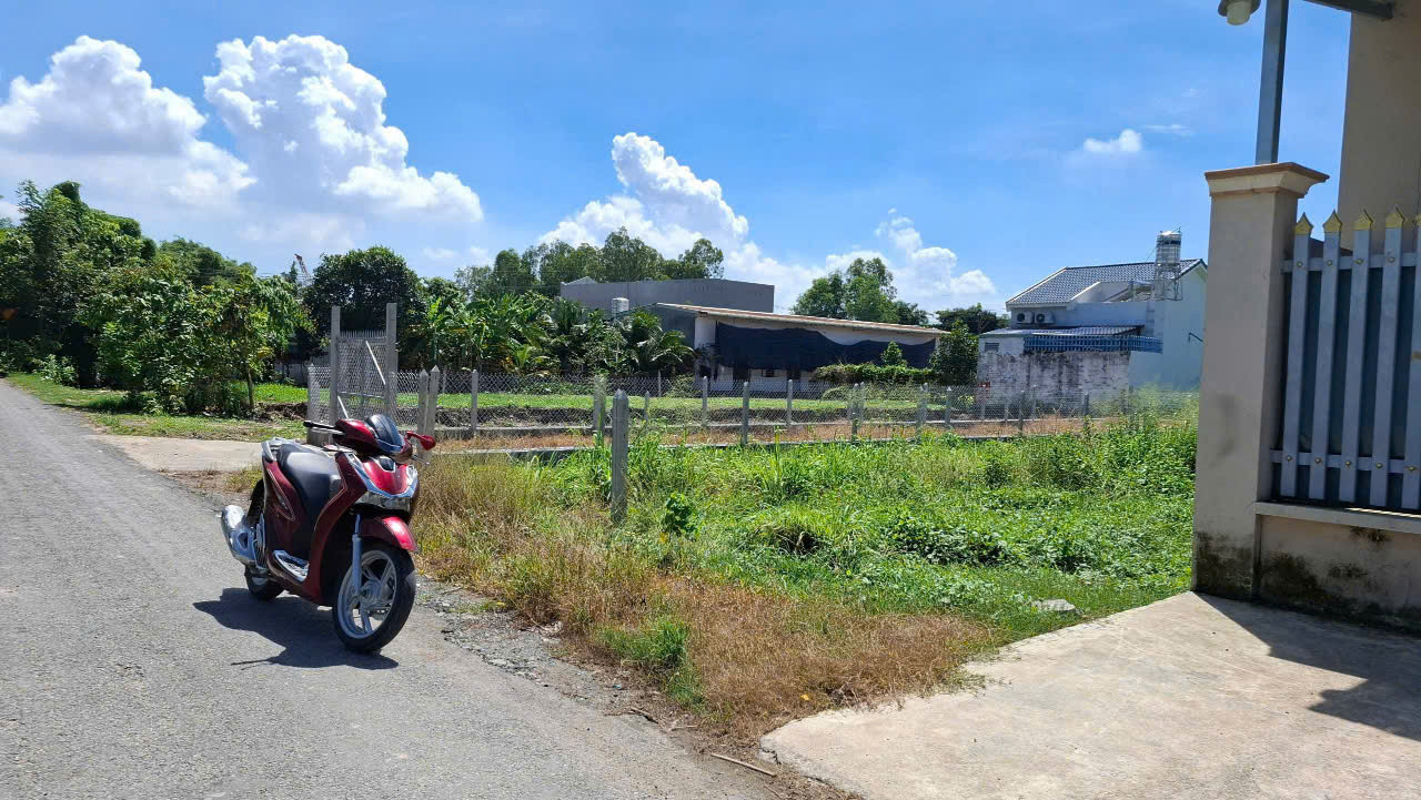 (L615) Đất 1/ Nguyễn Thị Lắng, xã Tân Phú Trung, dt 157m2, full thổ, đất ở hiện hữu, giá 2 tỷ 750