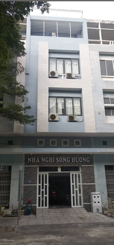 Bán Nhà Nghỉ Nguồn Thu Ổn Định