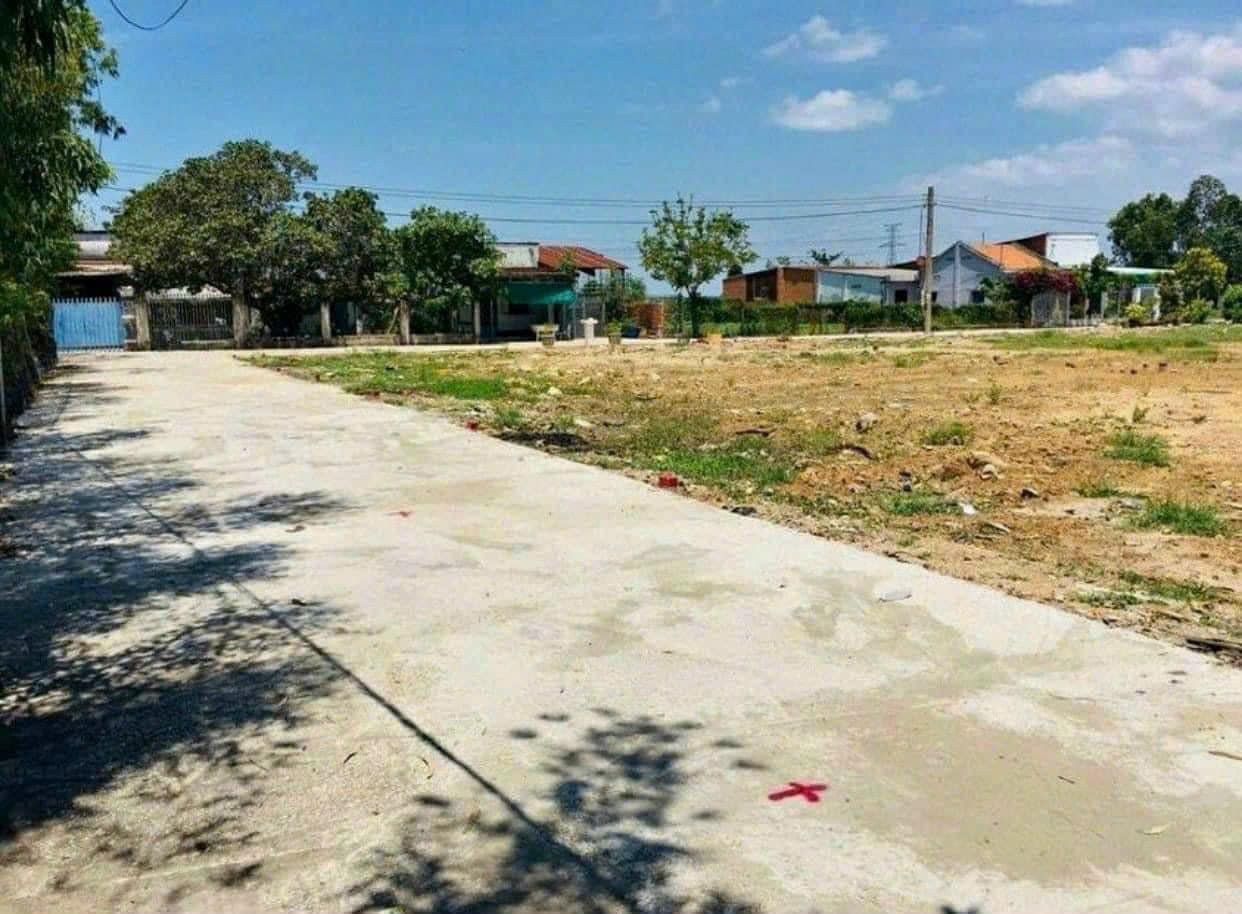 Bán đất 200m² ngang 5m giá 390 triệu tại Xã Tân Quan Huyện Hớn Quản
