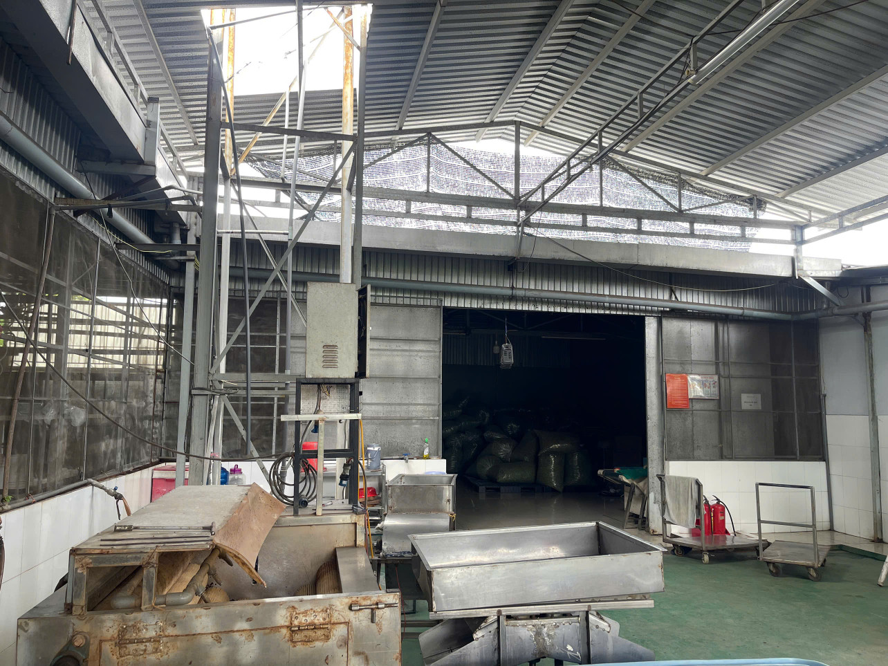Bán Nhà Xưởng Trung Tâm Xã Tân Thạnh Đông, Củ Chi – 1071m² – Thổ Cư 497m² – Giá Chỉ 12,5 Tỷ – Gần KCN Đông Nam