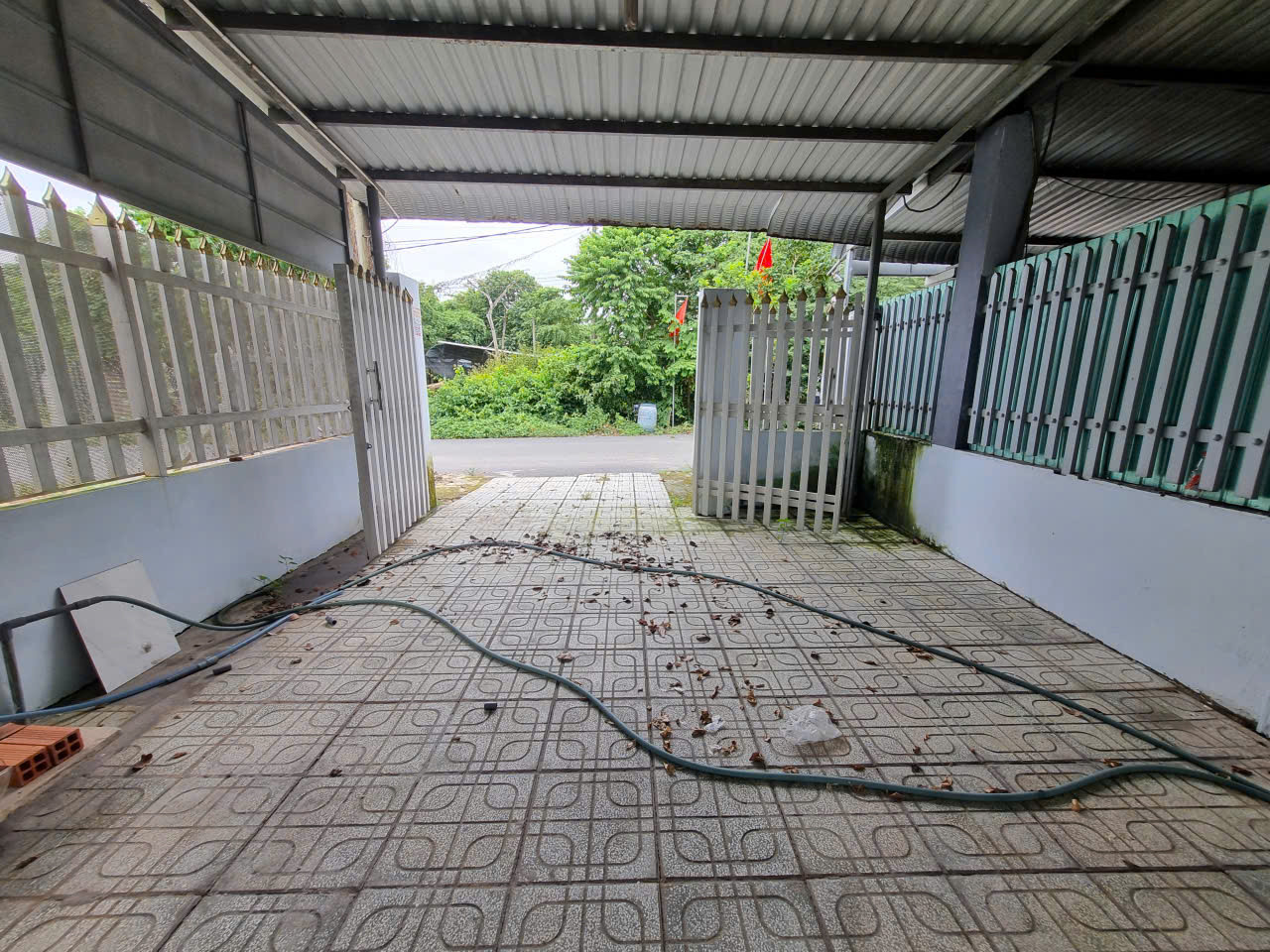 (L409) Bán nhà xã Tân Thạnh Tây, dt 106m2, full thổ, giá 2 tỷ 400