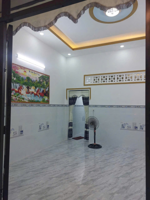 Nhà đẹp xã Tân Thông Hội , Củ Chi dt 240m2 3pn 1wc giá 2,15 tỷ