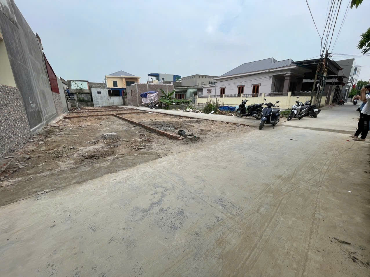 Bán đất 50.3m² ngang 4m  đường thôn 3,6m .giá 1.39 tỷ tại Tân Tiến An Dương. liên hệ 0362558882