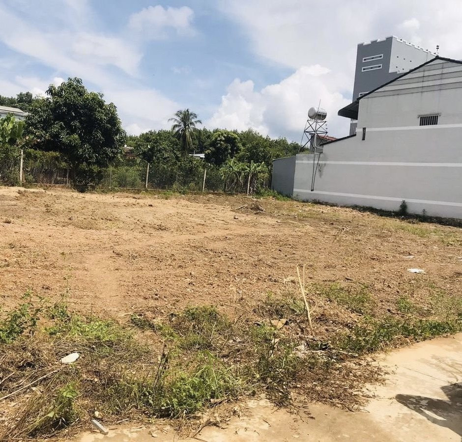 BÁN NHANH 10X35=350M2 ĐẤT THỔ CƯ NGAY CHỢ THÔNG RA NHÀ MÁY ĐÔNG CÔNG NHÂN. GIÁ 180TR