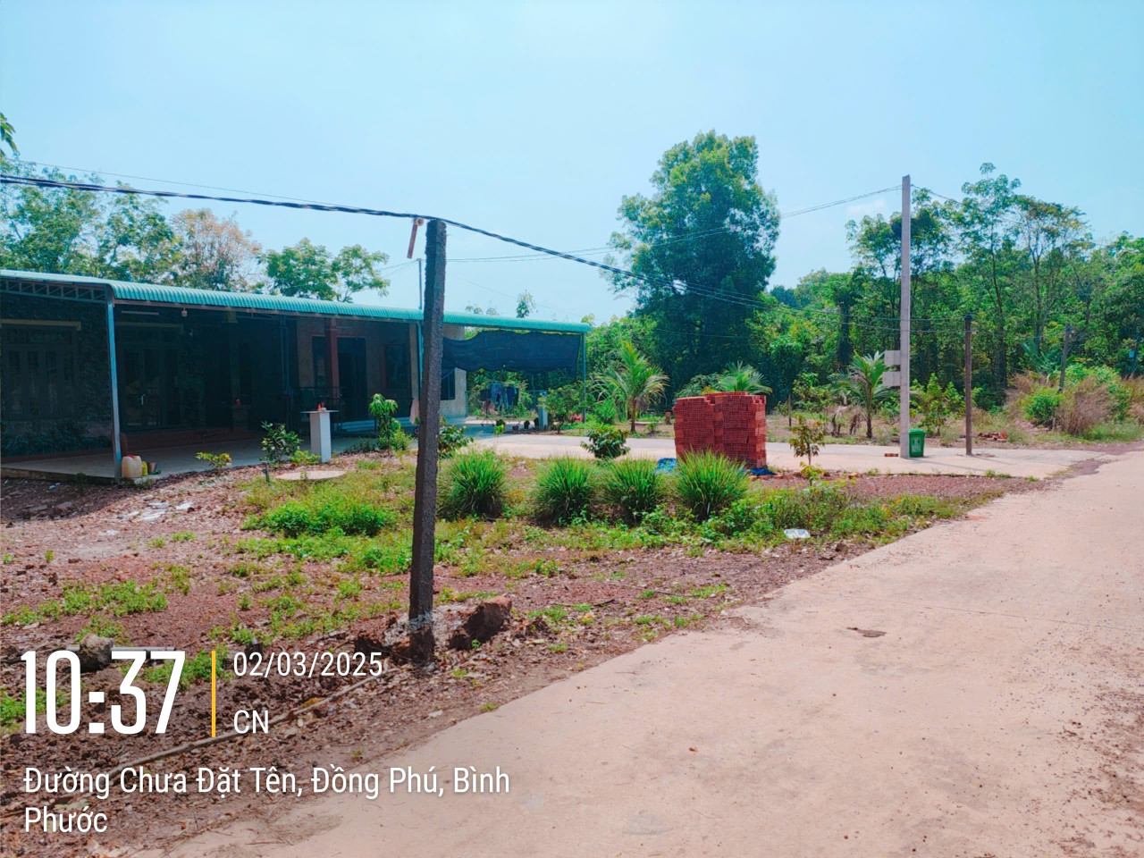 Đất cất nhà ở ngay được . Đường bê tông hiện hữu lh: 0981665477