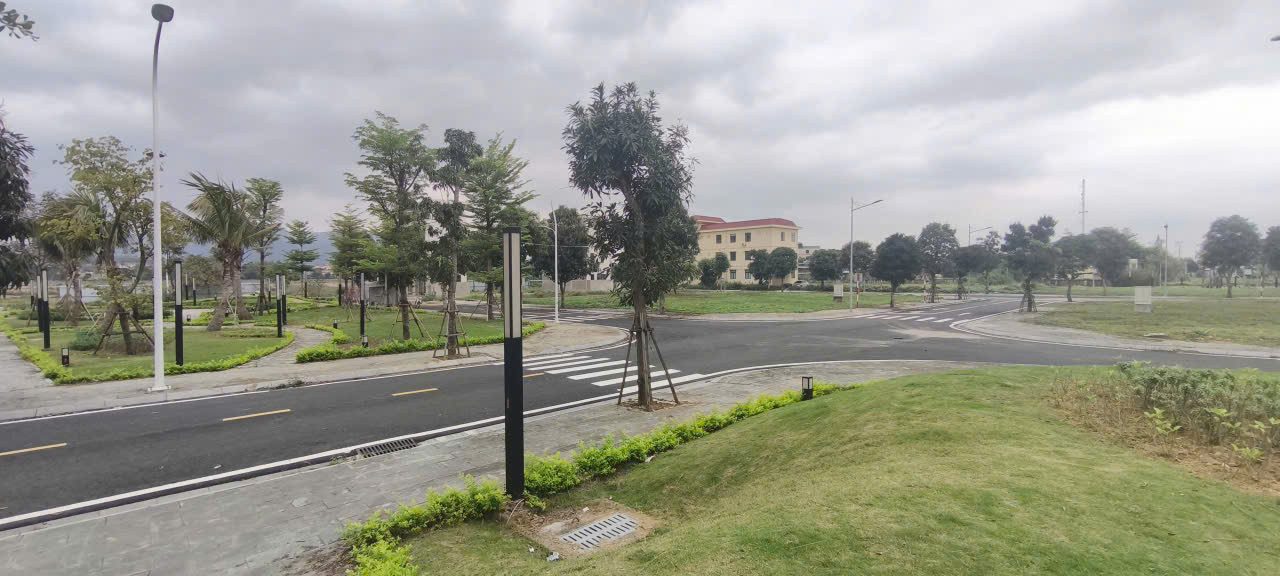 Bán shophouse Centreville Lương Sơn 108–123m², mặt tiền 6m, 4 tầng hoàn thiện – đón sóng Quốc lộ 6
