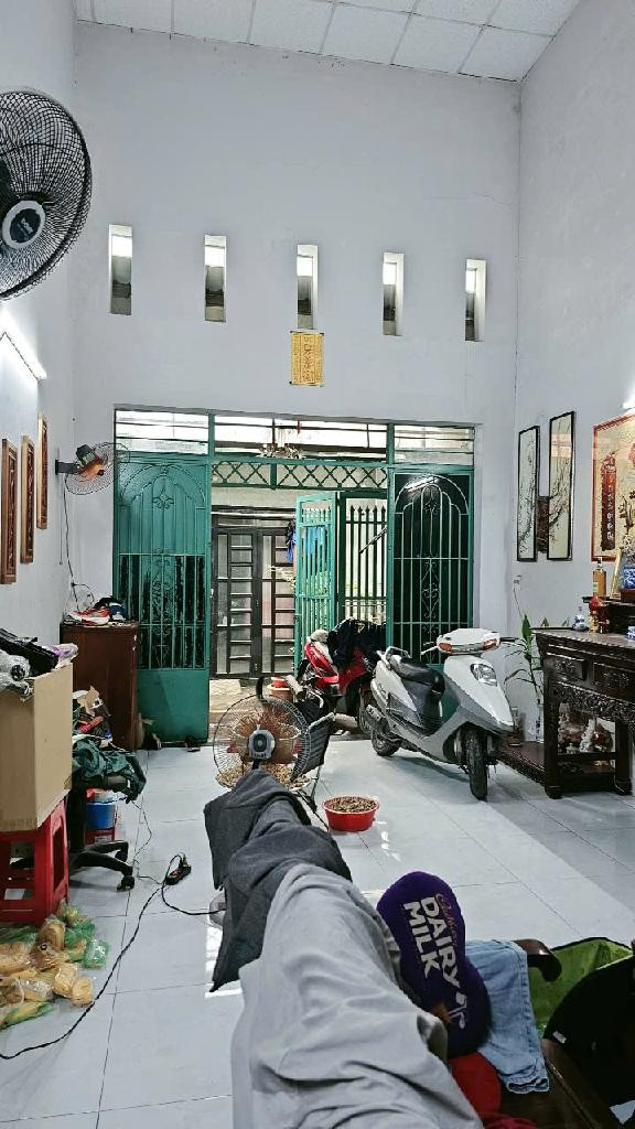 Bán nhà 2 tầng HXH  Vĩnh Lộc B Bình Chánh