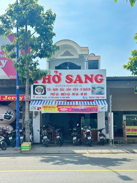 SANG NHƯỢNG QUÁN PHỞ TẠI XÃ TÂN XUÂN, HUYỆN HÓC MÔN, TPHCM