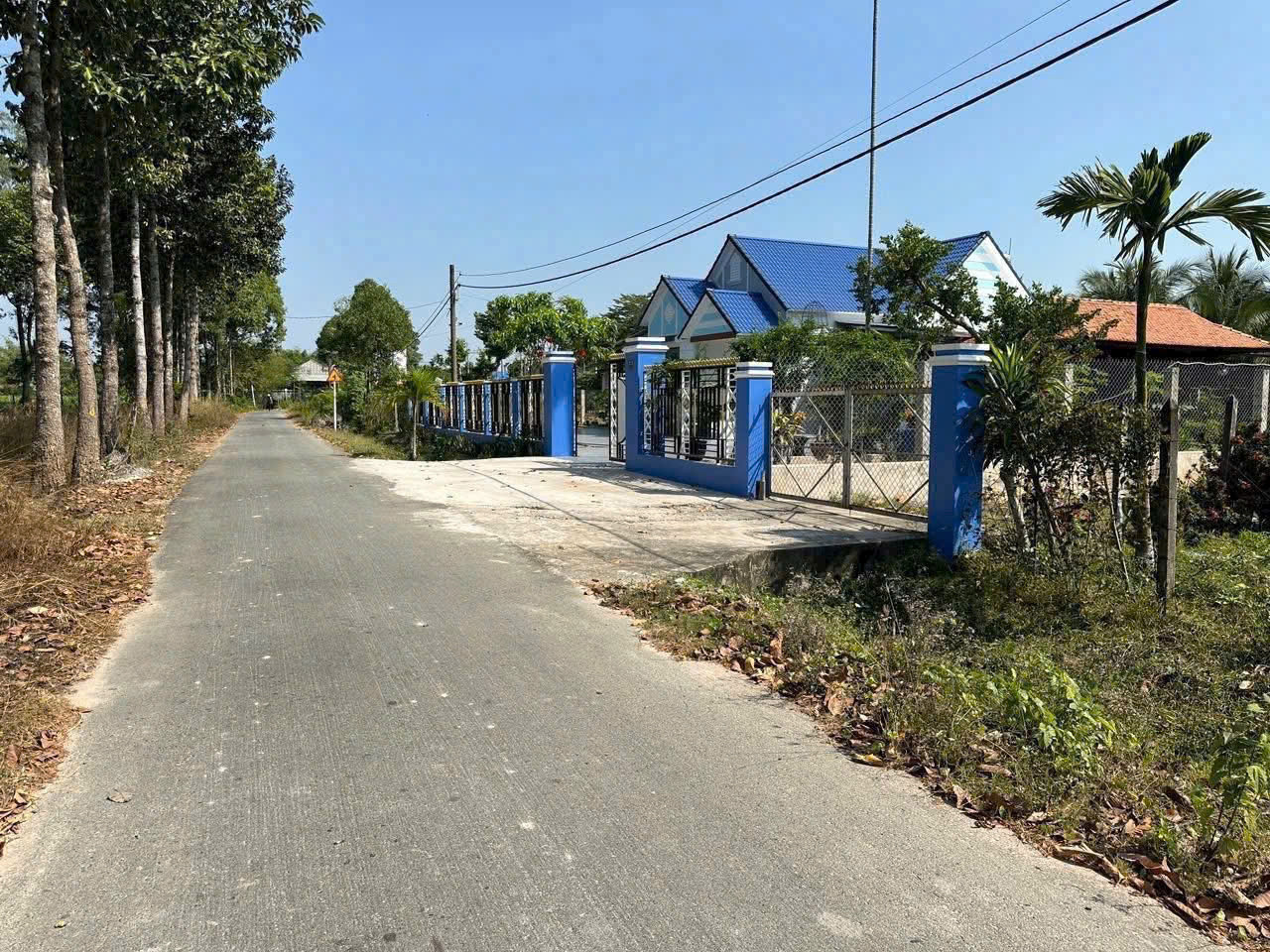 (L698) Đất 1/ Tỉnh Lộ 7, xã Thái Mỹ, dt 500m2, thổ 300m2, giá 3 tỷ 500 TL