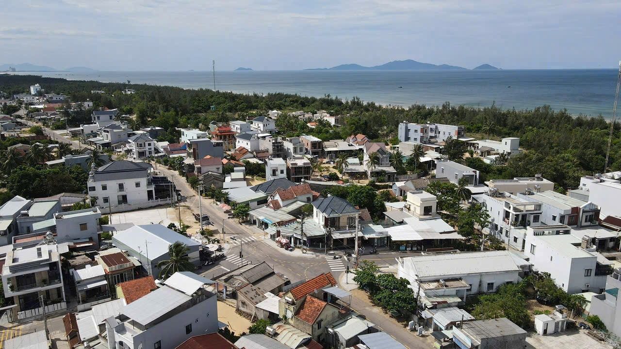 Bán đất 350m² có sẵn 200m² thổ cư ngang 9m giá 4.2 tỷ mặt đường thanh niên,tại Xã Thăng An