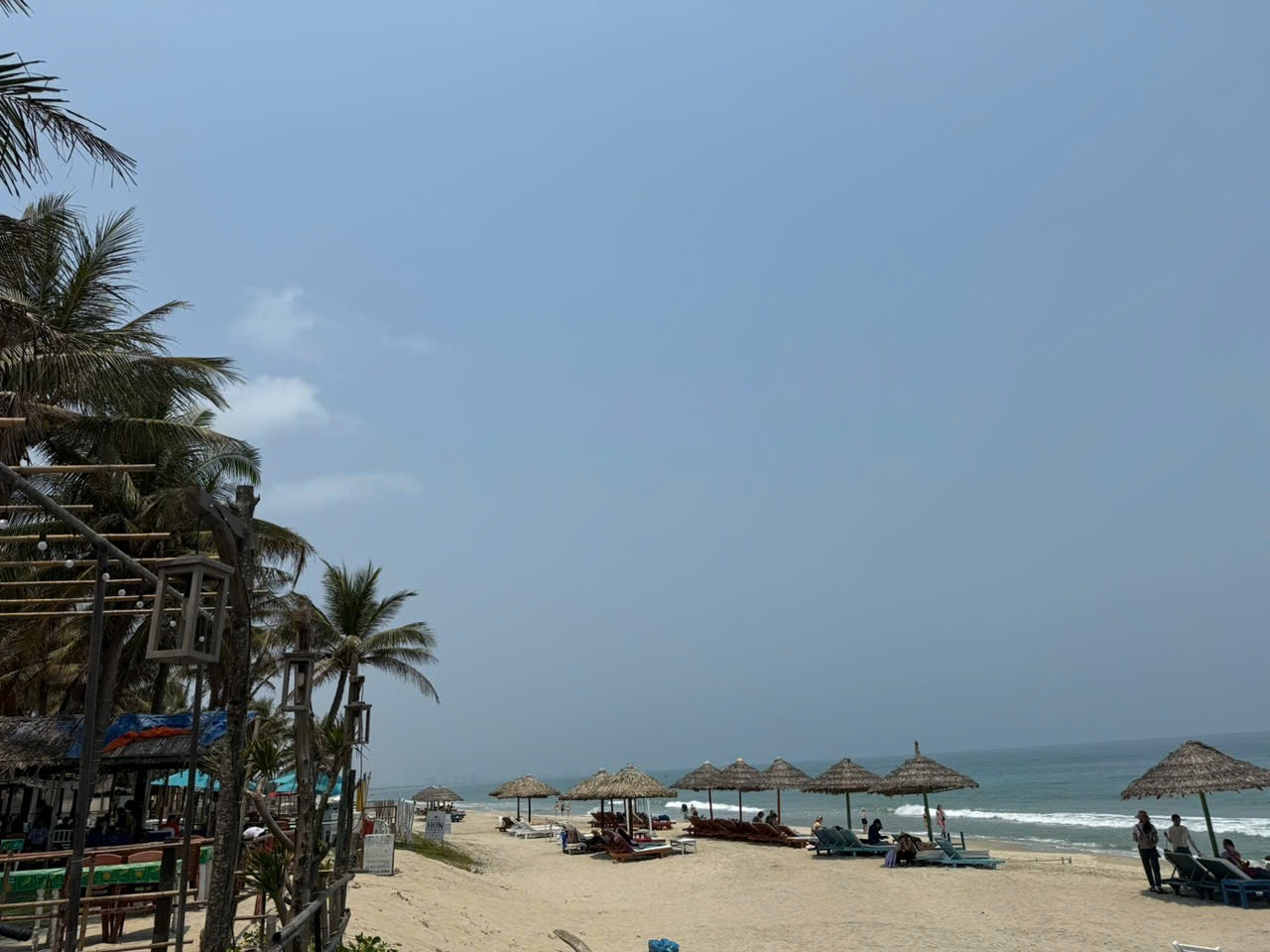 Bán Đất Cách Biển 70m