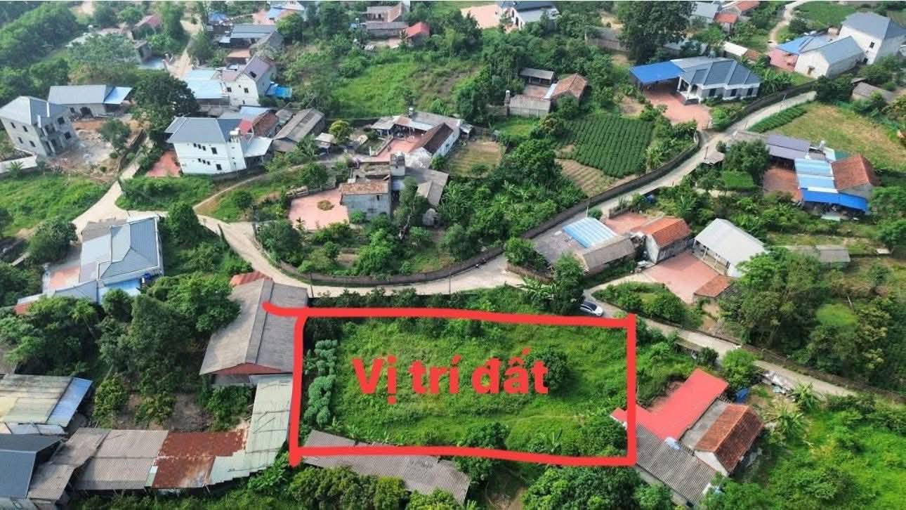 Đất Thành Công gần hồ suối lạnh, đường thông liên xã rộng rãi, đất đồi k tốn móng. Phù hợp nđt hoặc để ở