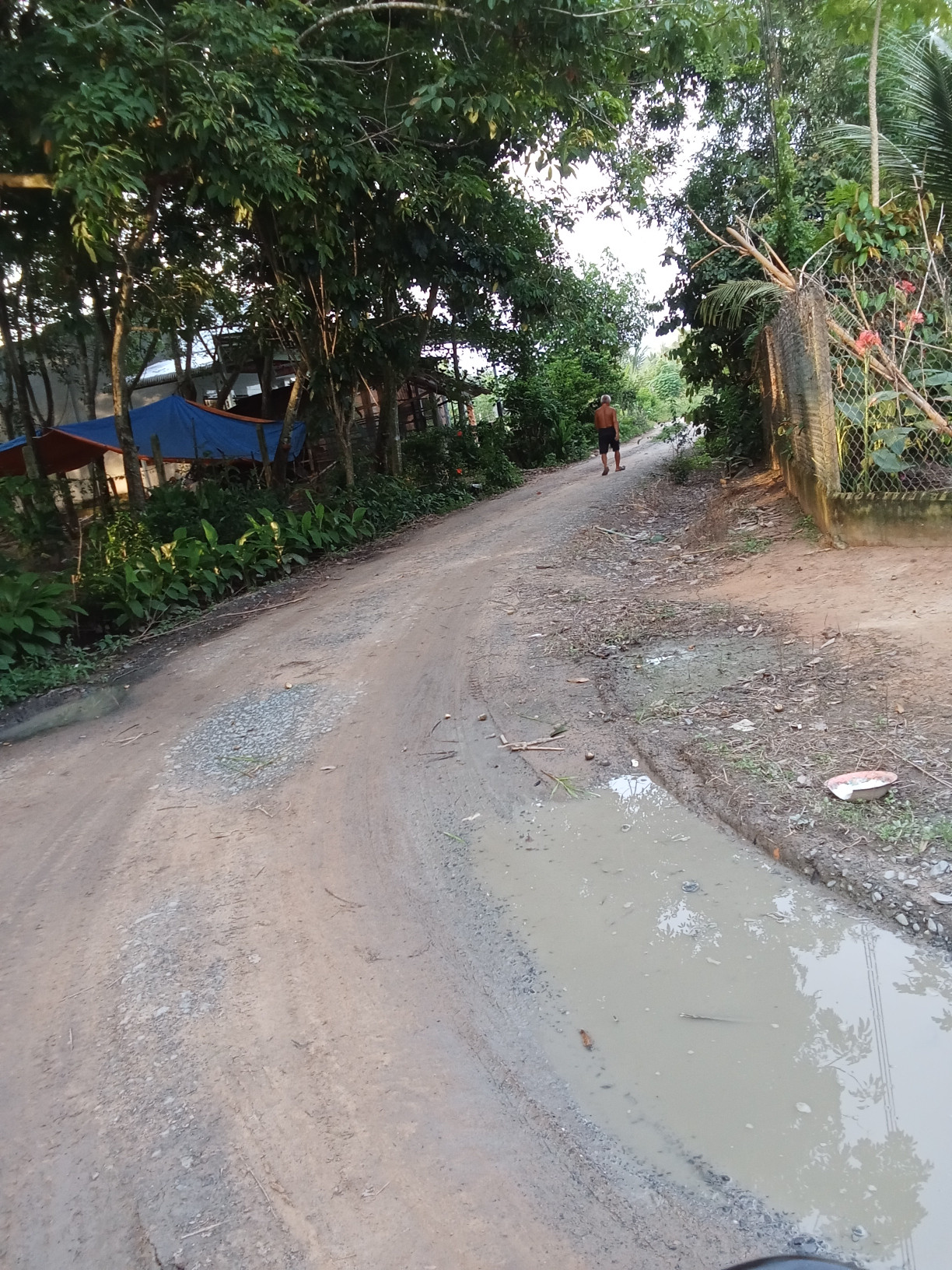 Đất CHN