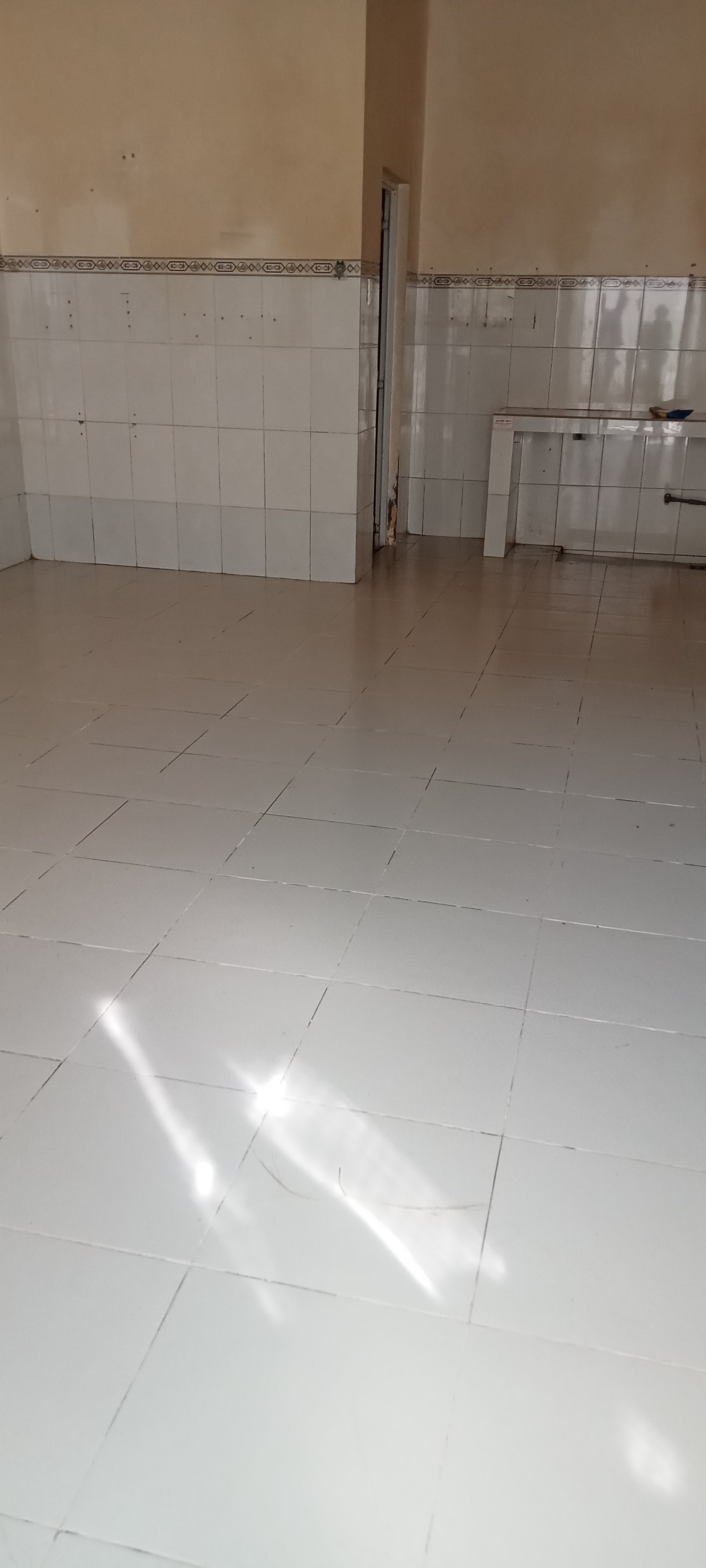 BÁN DÃY PHÒNG TRỌ MẶT TIỀN - THU NHẬP 30TRIỆU/THÁNG