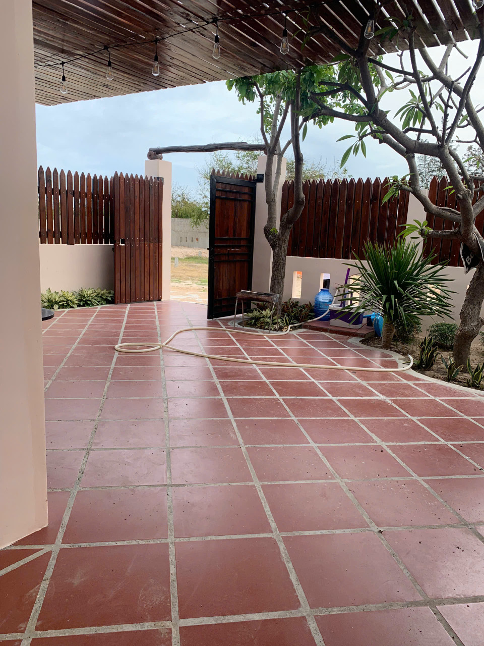 🏡 HOMESTAY XINH XẮN GẦN BIỂN – HÒN ĐỎ, NINH THUẬN