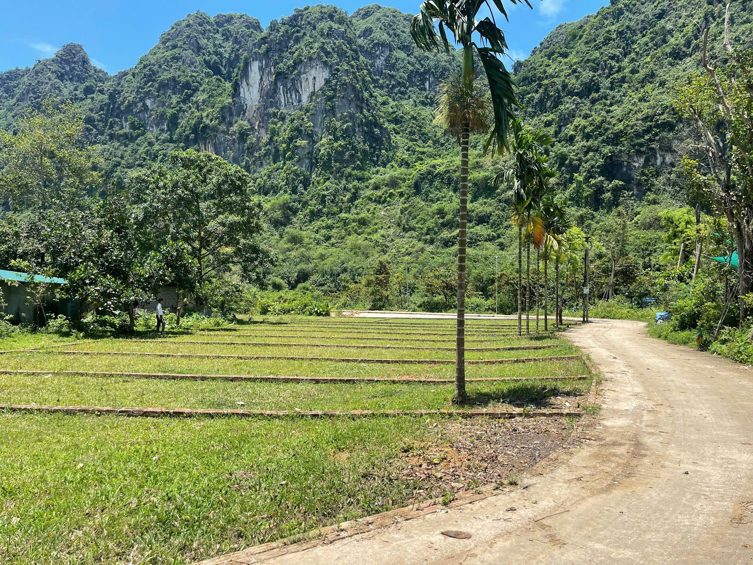 Cần bán đất nền trung tâm Thanh Sơn – Lương Sơn, Hòa Bình, 390tr- 75m- full thổ cư