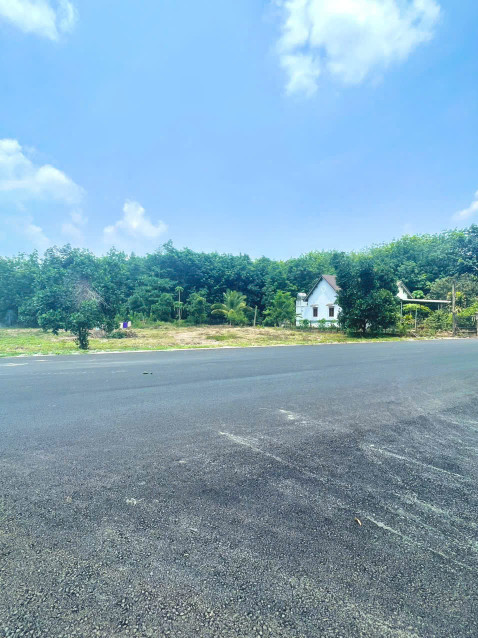 Bán đất 207.1m² giá 290 triệu tại Xã Thanh Lương Thị xã Bình Long LH: 0931.783.209_C. Huyền