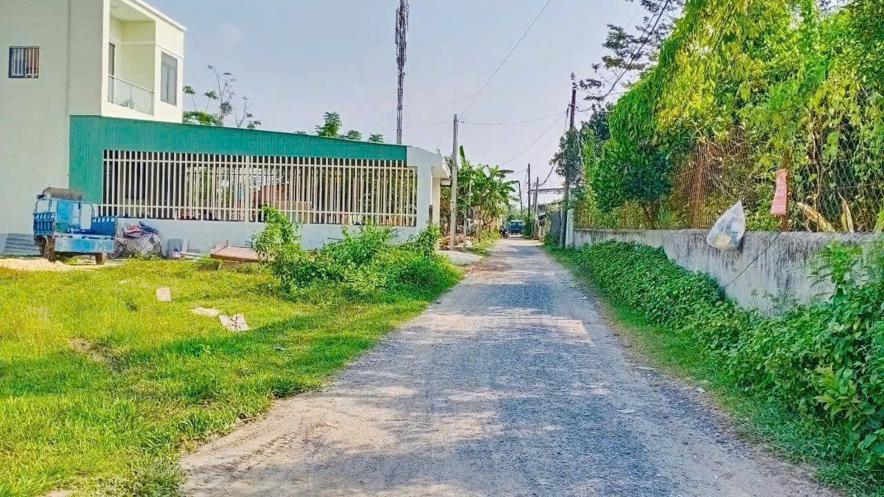 Kinh doanh thua lỗ bán 2290m2 đất ngay khu công nghiệp đang hoạt động. Gía 170tr
