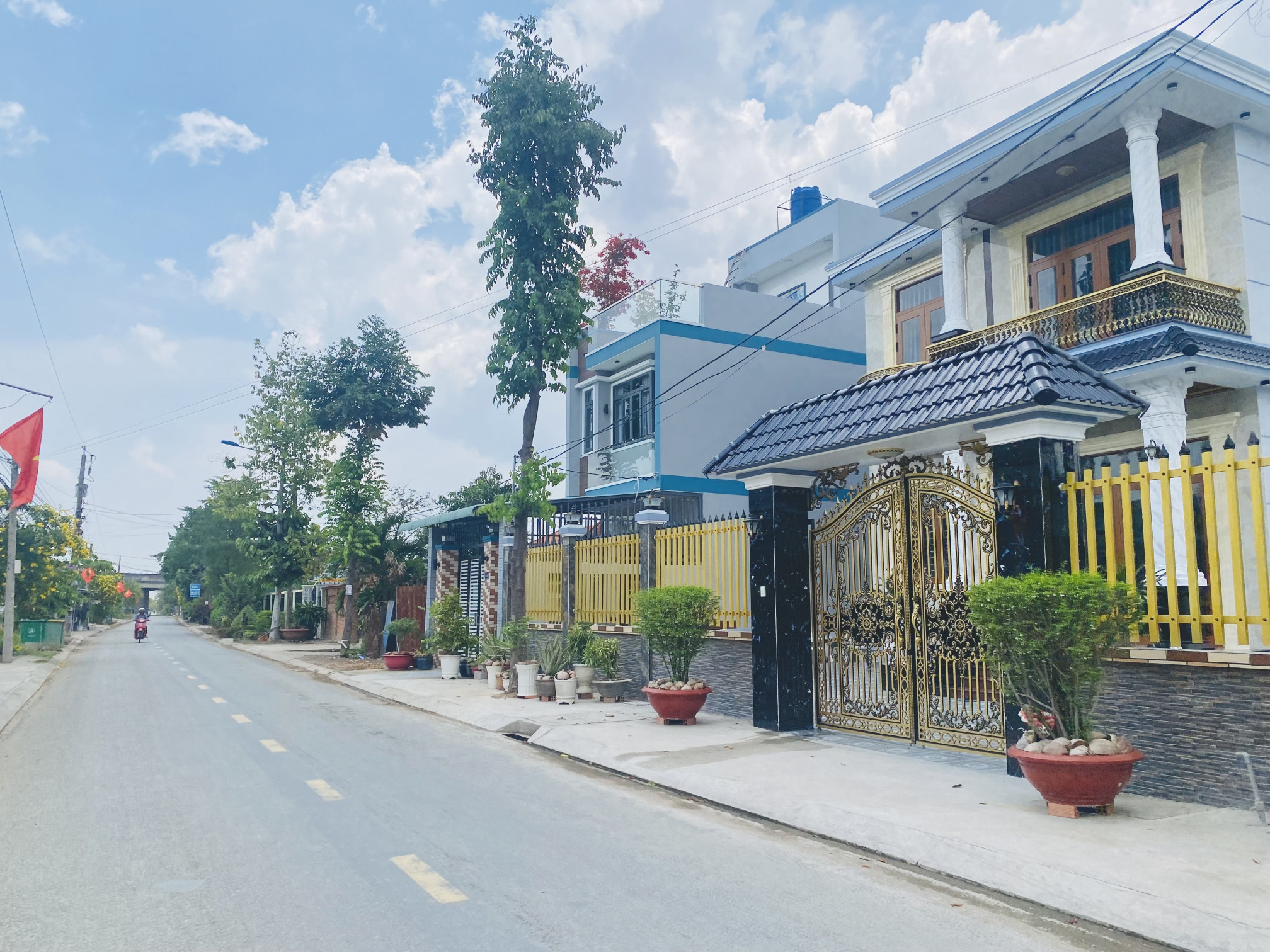 Bán đất 200m² ngang 5m giá 2.49 tỷ tại Xã Thanh Phú Huyện Bến Lức