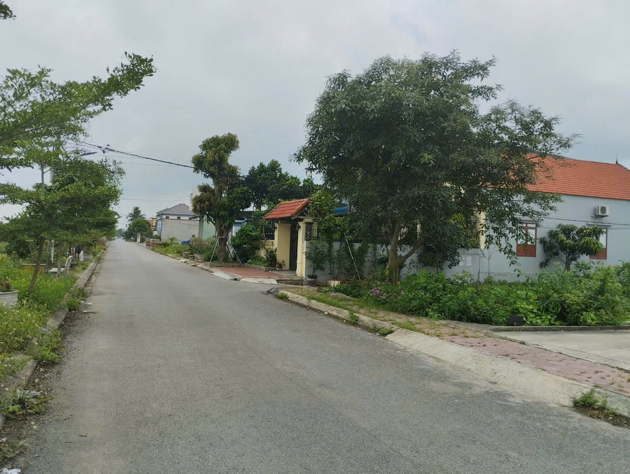 5KT159 DUY NHẤT SIÊU PHẨM GỐC DÂN – ĐƯỜNG NHỰA 11M VỈA HÈ CAO ÁP CẨM HOÀN, THANH SƠN, KIẾN THỤY 💯💸💯