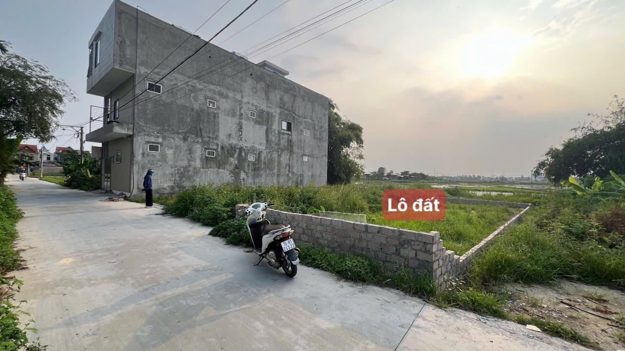 Bán  115 m Thôn 3 Thiên Hương gần khu cn auroza và Nck.l/h:076.231.9990 e Thuý
