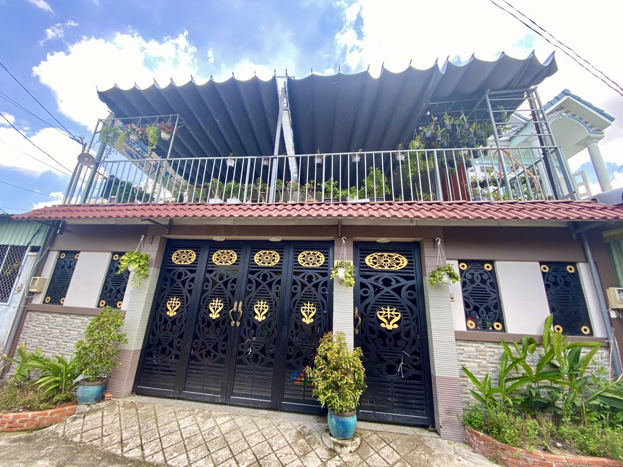 Bán 2 căn  nhà riêng 130.7m² , giá 7.3 tỷ tại đường Đặng Thúc Vịnh, Xã Thới Tam Thôn, Huyện Hóc Môn, TP. Hồ Chí Minh