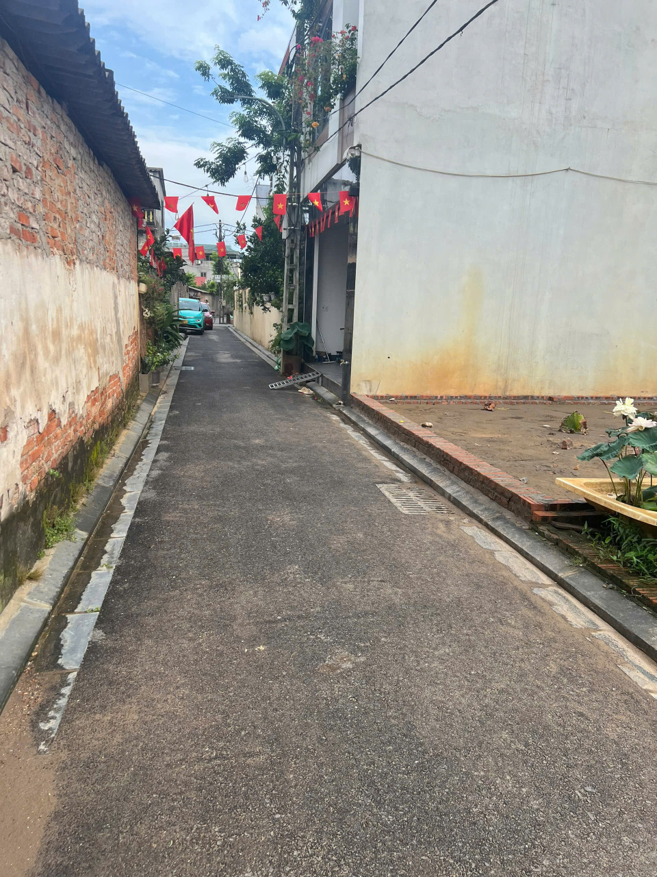 Bán 60m2 đất Cổ Miếu đường nhựa ô tô vào sổ đỏ full thổ cư