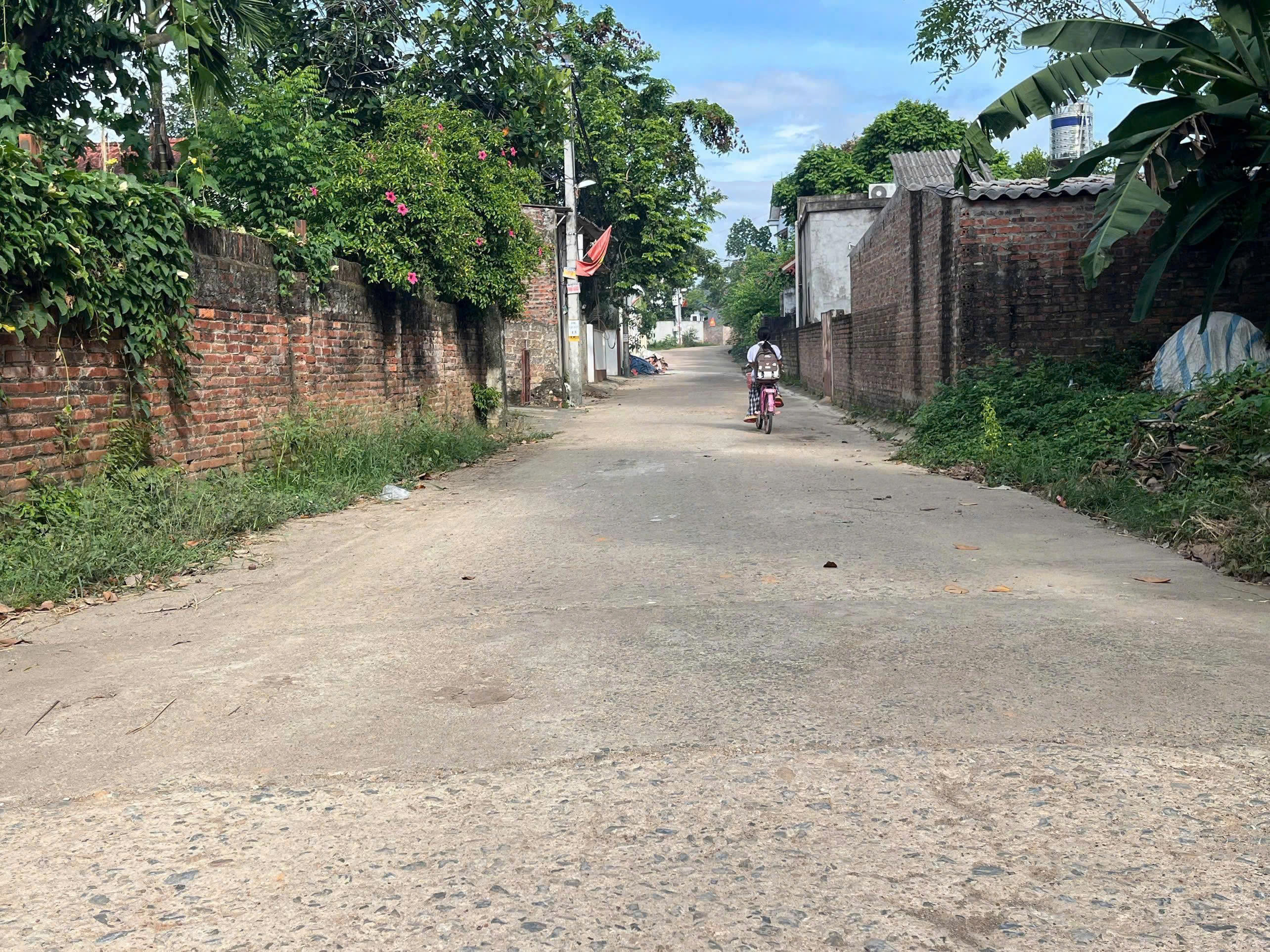 LÔ ĐẤT RẺ NHẤT XÃ QUẢNG OAI