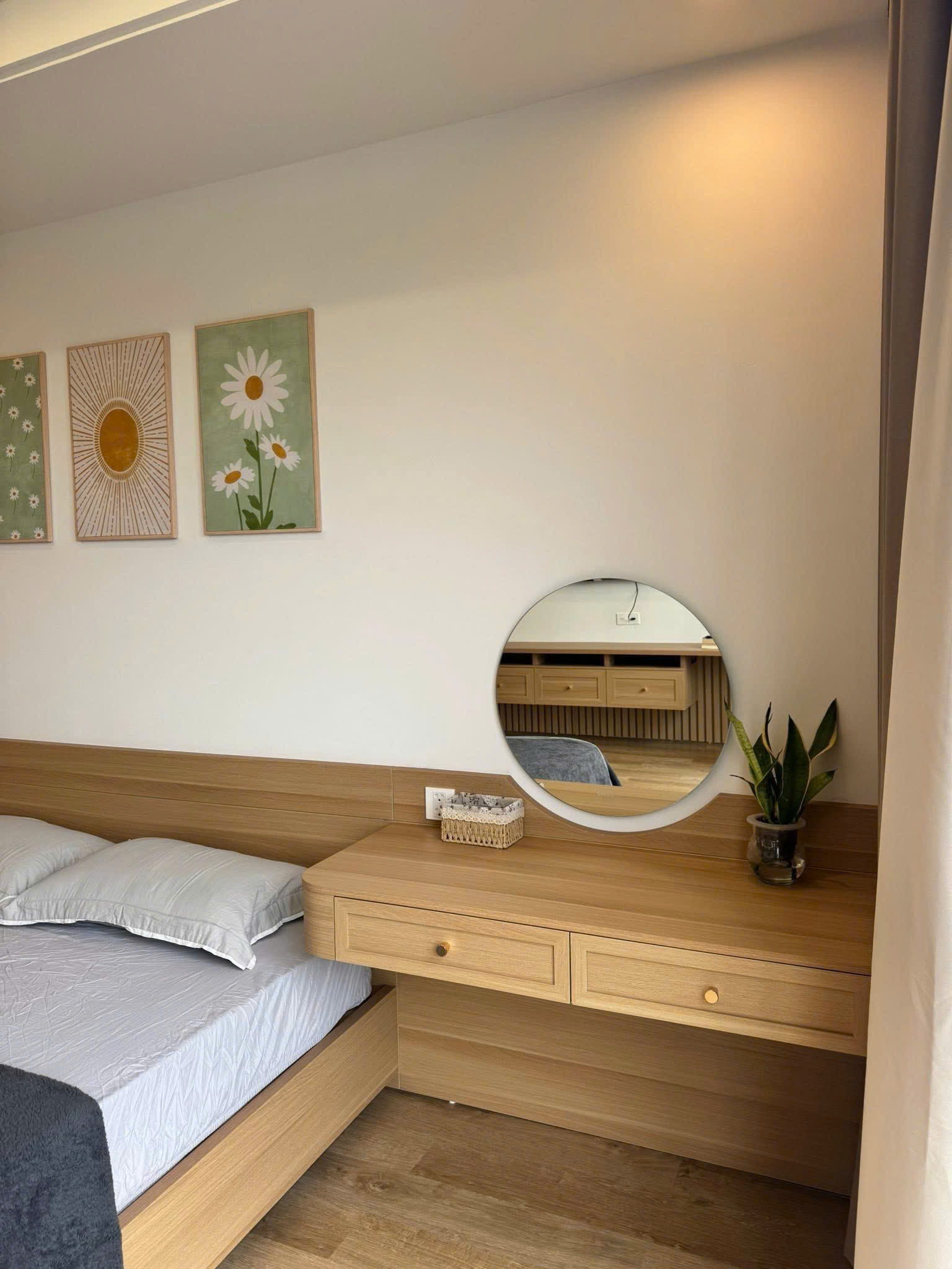 Cho thuê shophouse Vinhomes Royal Island, vị trí đắc địa, kinh doanh đỉnh cao