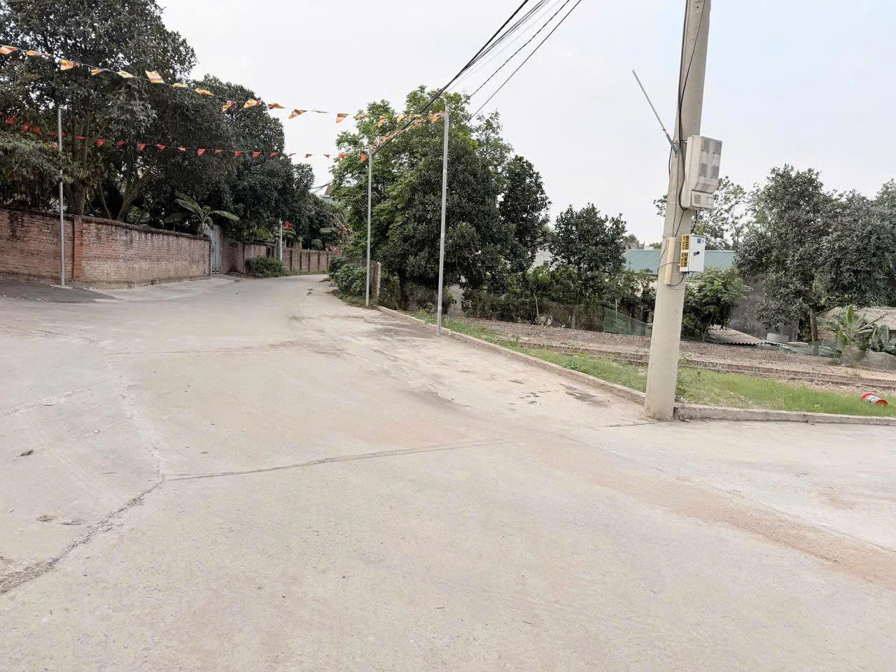Lô đất ở thôn Đông Phong, Tiên Phong, Ba Vì, Hà Nội (xã Quảng Oai mới)