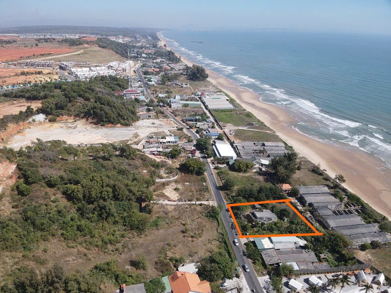 Bán 1220m2 giá tốt gần nova world. LH 0982482666