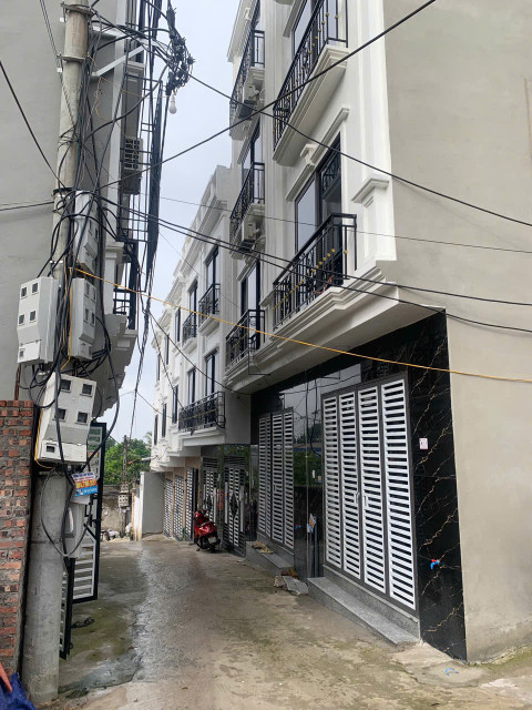 CHÚ CHỦ NHÀ GỬI BÁN TẠI TIỀN YÊN HOÀI ĐỨC - LÔ GÓC - KINH DOANH - ÔTÔ.