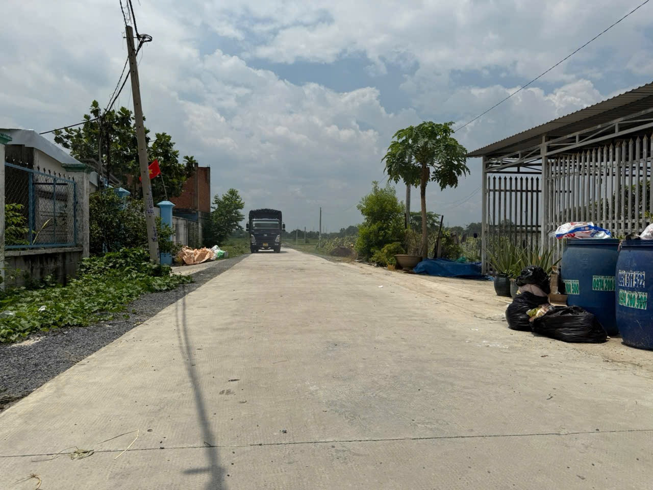 Ban nha tro