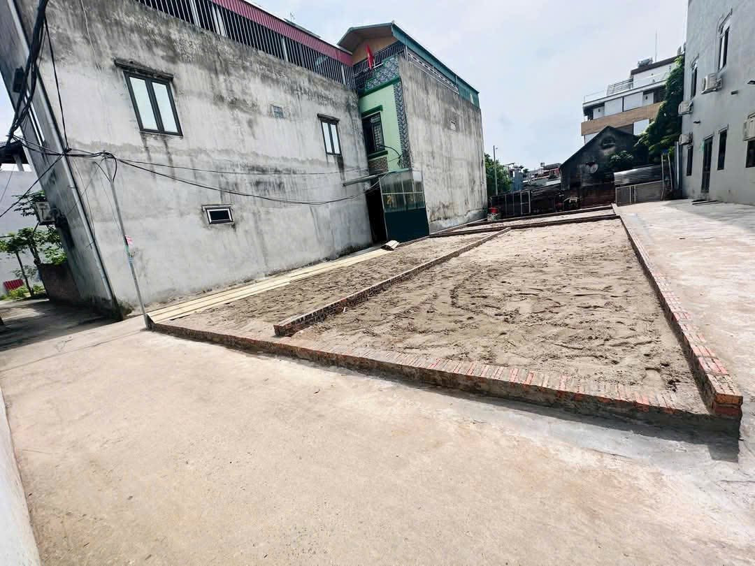 Chính chủ gửi bán 2 lô góc 51m² đất xóm Trong, Uy Nỗ Đông Anh