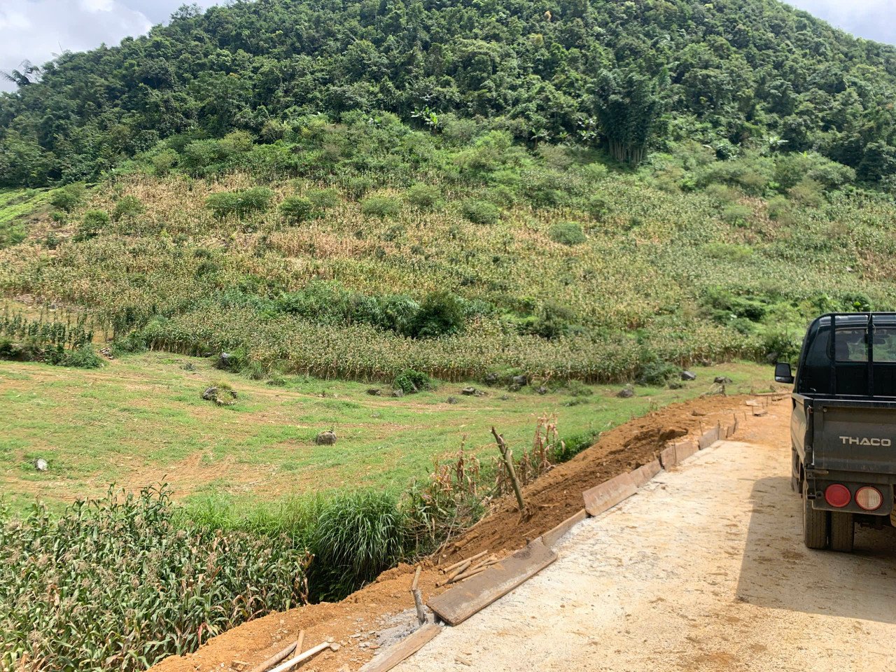 BÁN ĐẤT VÂN HỒ, MỘC CHÂU_10.000M (2600M THỔ CƯ)
