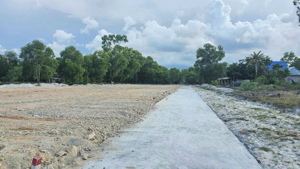 Đất biển Phú Vinh 299 triệu/ 114m2 -Vị trí: thôn Hà Úc 4 (Vinh An), phú vang Huế