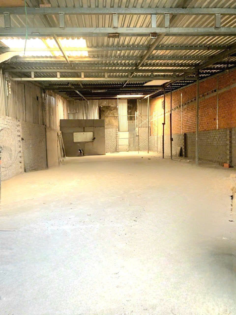 CHO THUÊ NHÀ XƯỞNG – VÕ VĂN VÂN, VĨNH LỘC B – 200m² – 7Tr/ Tháng