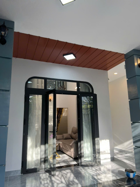 Bán nhà hẻm Lương Đình Của xã Vĩnh Ngọc TP Nha Trang. Nhà nội thất mới như hình.