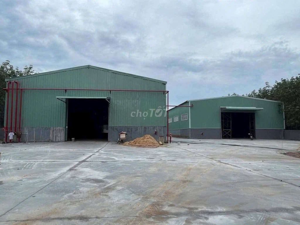 Cho thuê xưởng sản xuất 3000+3000.Đầy đủ giấy tờ.Gần khu CN Visip2