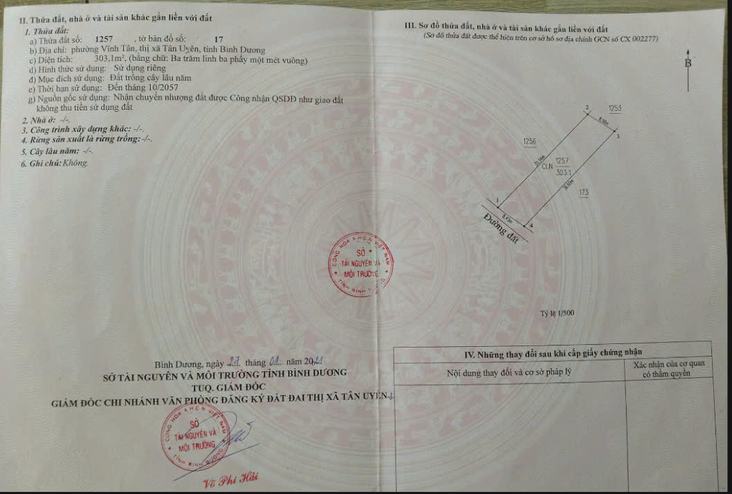 Bán miếng đất rẻ đẹp có vườn cây ăn trái sẵn diện tích 303m2, giá bán 1.550 ty thôi, đất đẹp bằng phẳng ngay khu dân cư.